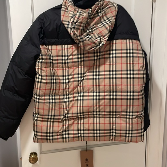 Reversible nova check down Burberry coat with black coat side & logo m nwt 2,300 - Picture 5 of 9